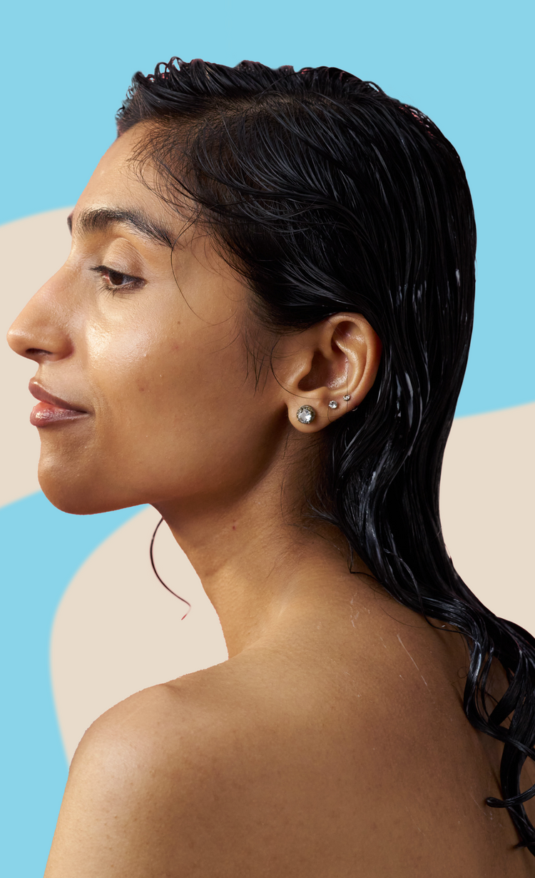 Minimises<br>post-wash frizz